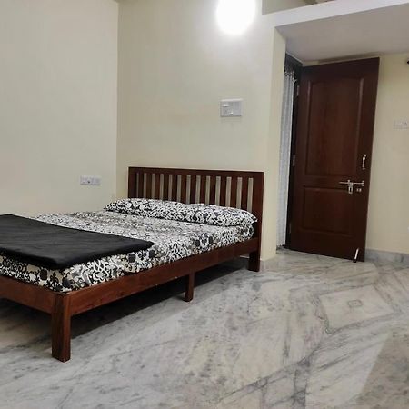 Home To Explore Food, History & Shopping Hyderabad Eksteriør billede
