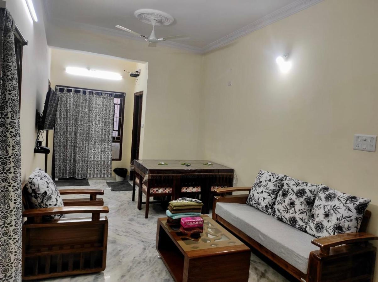 Home To Explore Food, History & Shopping Hyderabad Eksteriør billede