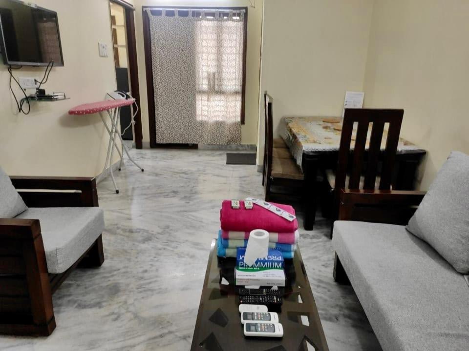 Home To Explore Food, History & Shopping Hyderabad Eksteriør billede