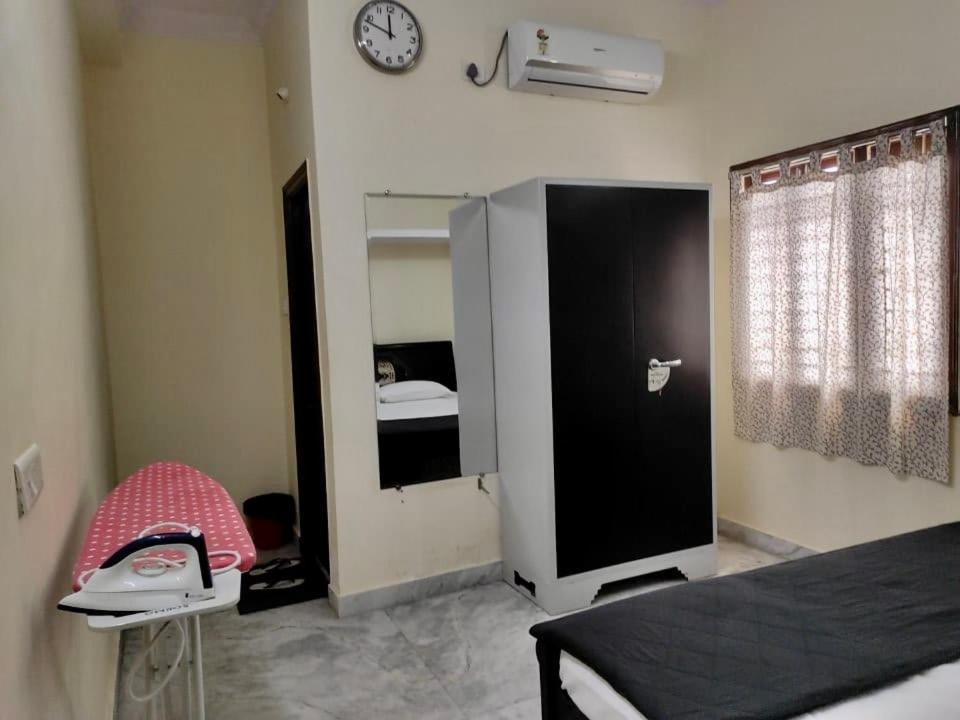 Home To Explore Food, History & Shopping Hyderabad Eksteriør billede